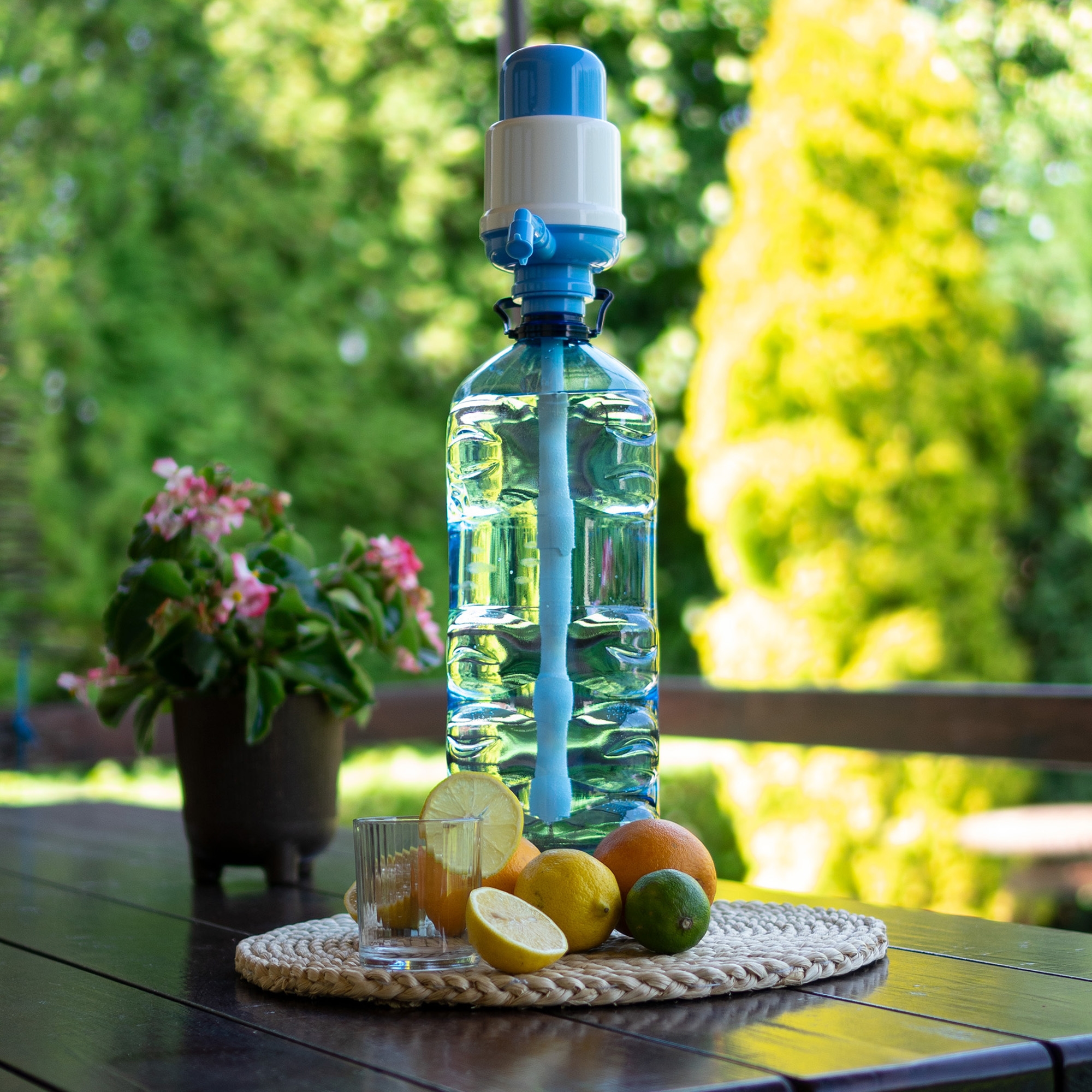 rankine-vandens-pompa-25-10l Rankinė vandens pompa 2,5 - 10L - Image 4