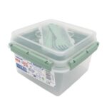 Kvadratinė maisto dėžutė su įrankiais ir vidiniu skyriumi (2,25 l)