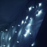 Kalėdinė LED užuolaida/varvekliai , 300 LED, šaltai balta šviesa, 12 m - Image 2