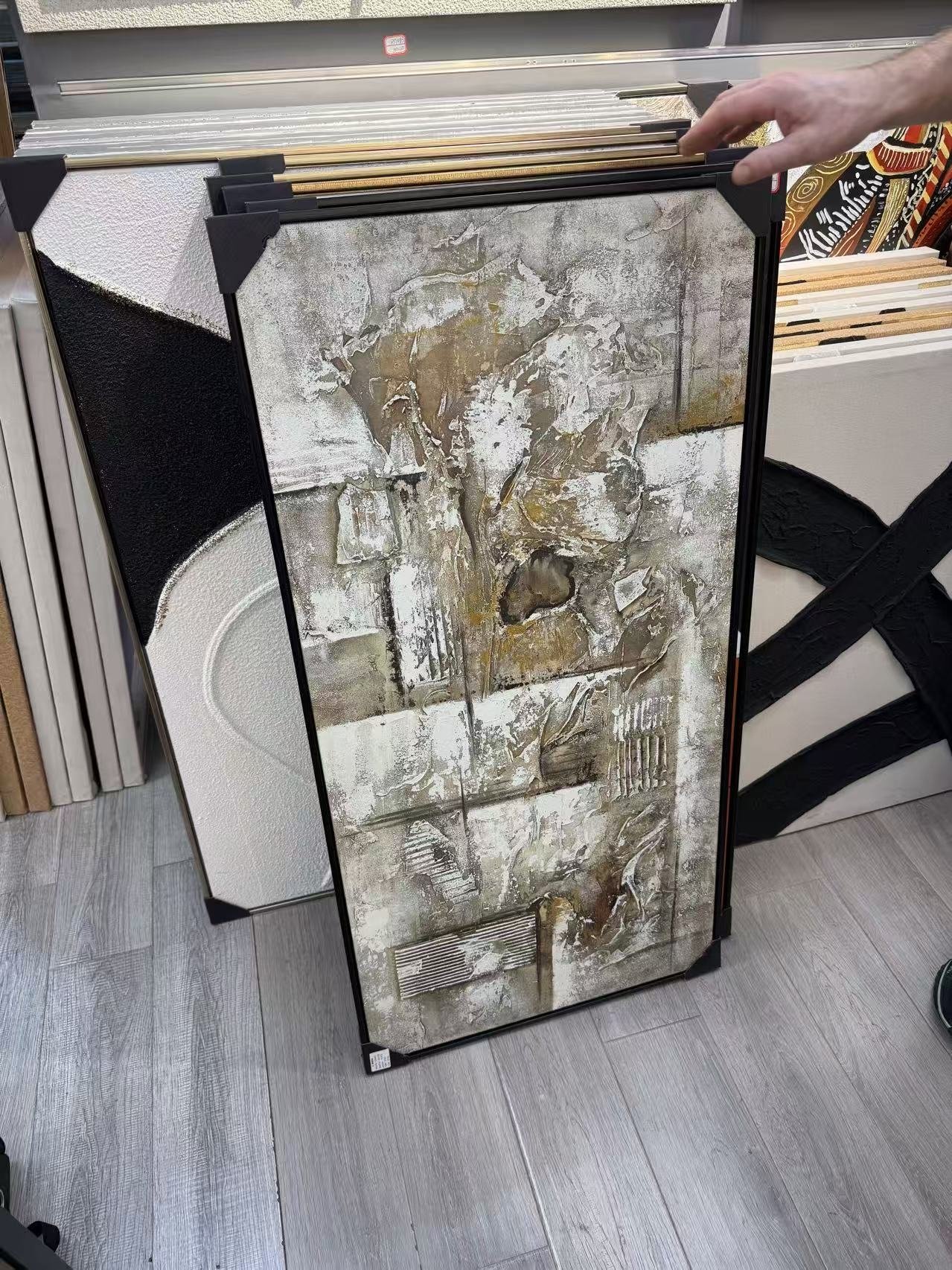 laiko-pedsakai-abstraktus-reljefinis-paveikslas-60-120-cm „Laiko pėdsakai“ abstraktus reljefinis paveikslas, 60 × 120 cm - Image 1