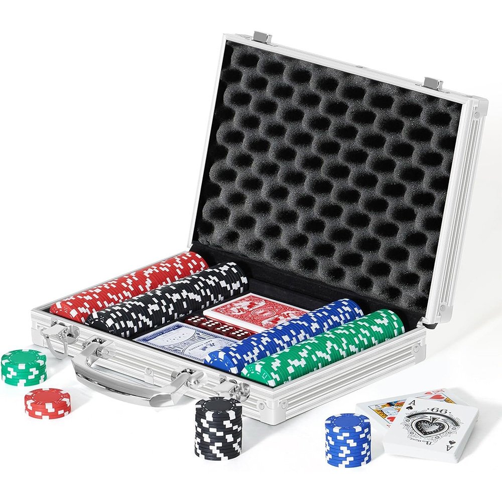 pokerio-rinkinys-su-lagaminu Pokerio rinkinys su lagaminu - Image 1
